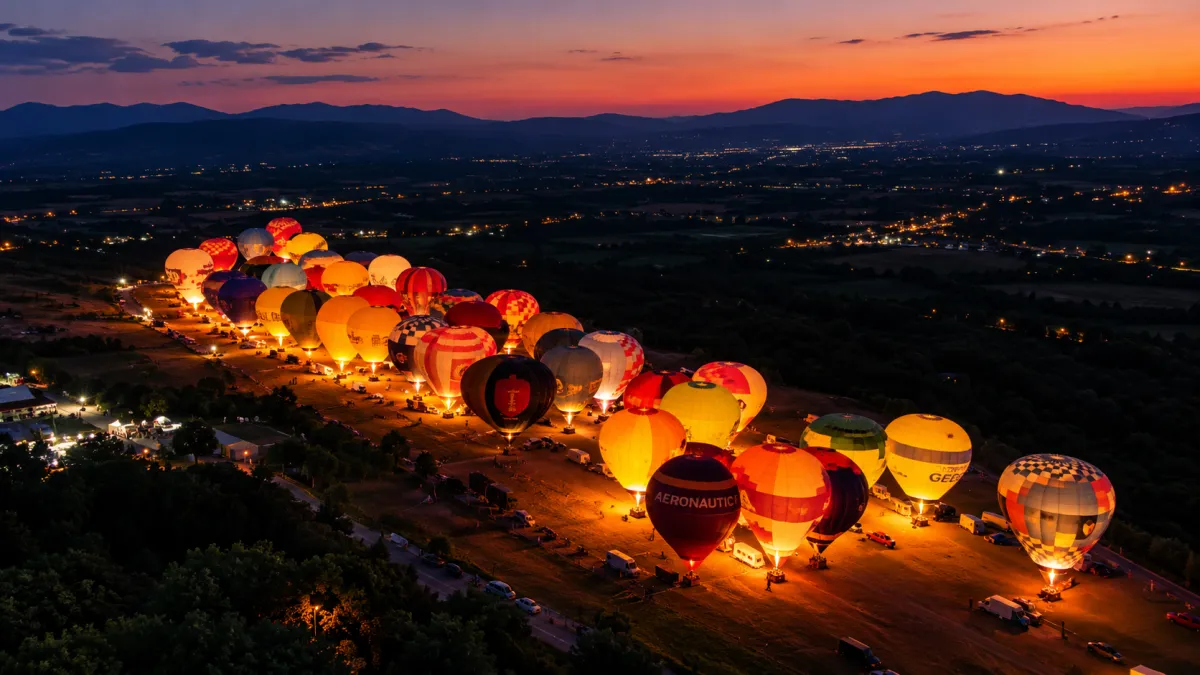 Festival del Cielo a Terni: oltre duemila presenze per le mongolfiere e le acrobazie aeree all'aviosuperficie