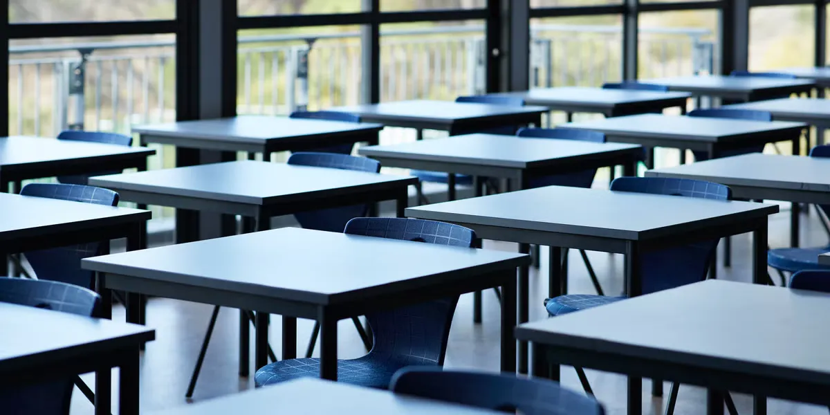 Scuola in Umbria, oltre 102 mila studenti tornano in aula dal 14 settembre: abbonamenti a 70 euro e 260 nuovi posti nei nidi