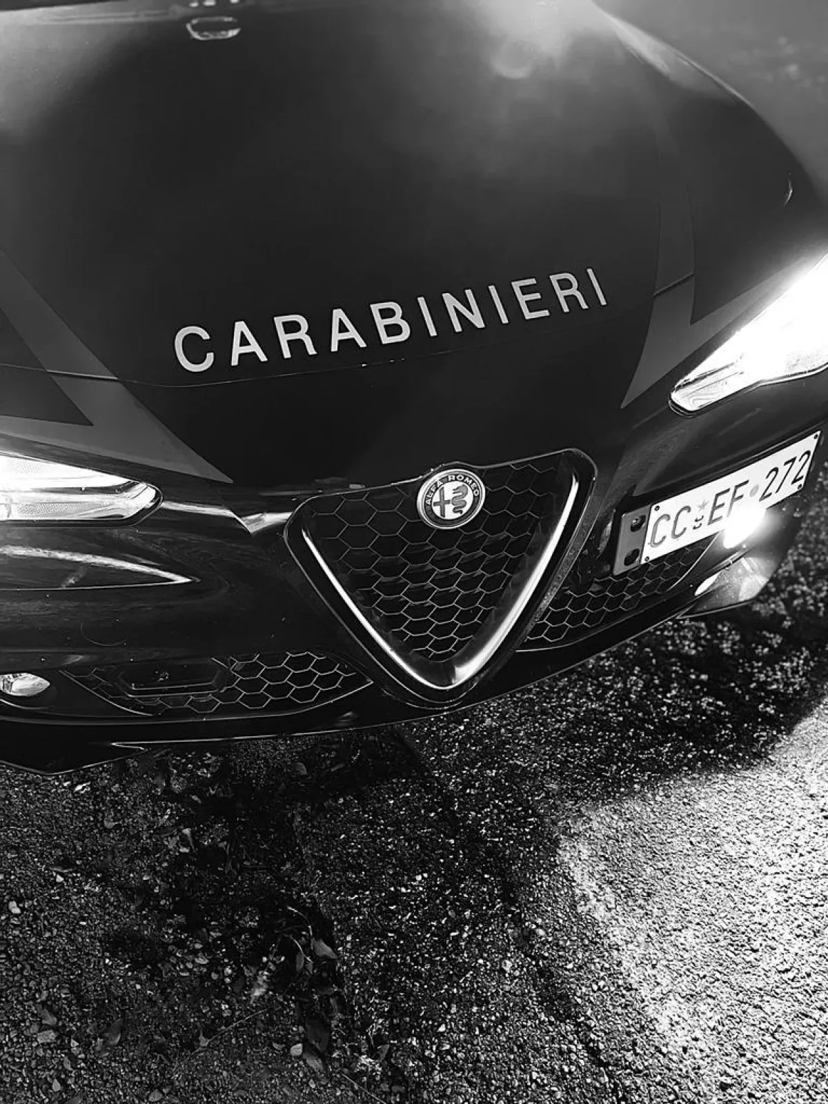Perugia, ubriaco molesta una barista. 49enne arrestato per violenza sessuale