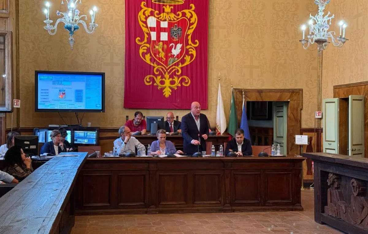 Orvieto, no del Consiglio comunale all'ampliamento della discarica: "La Regione non autorizzi il progetto"