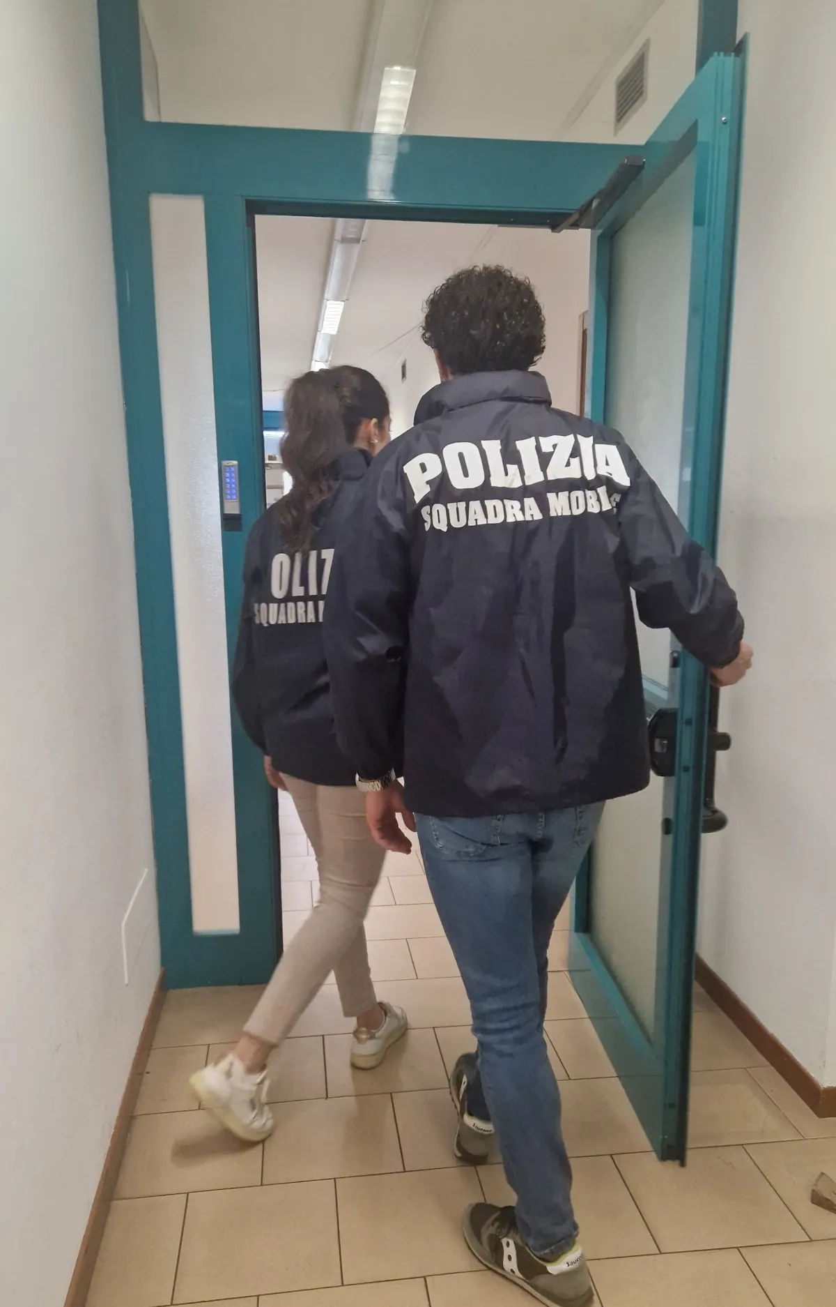 Truffa del finto finanziere ai danni di un minorenne, ma lui non ci casca. Arrestata una 19enne