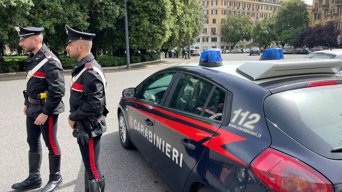 Terni, trovato il giovane che dormiva nella scuola di via XX Settembre: accompagnato al CPR