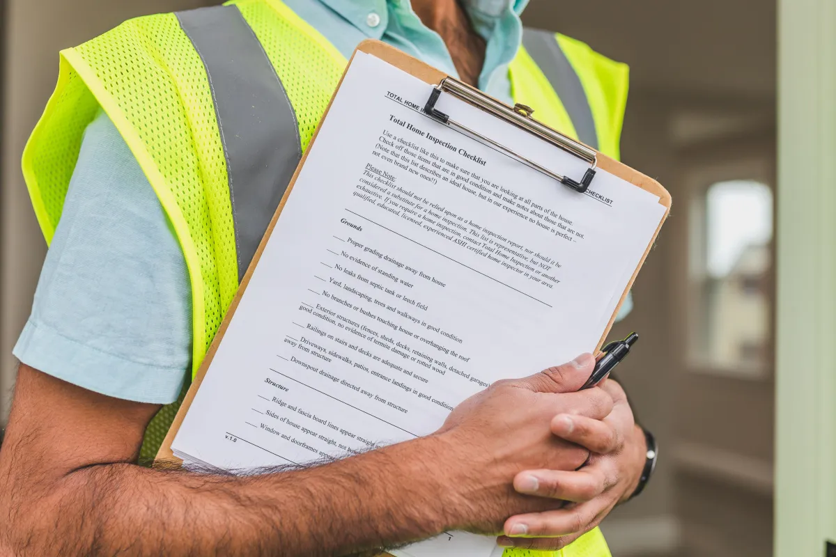 Foligno, controlli in tre attività: 30mila euro di ammende e una sospensione