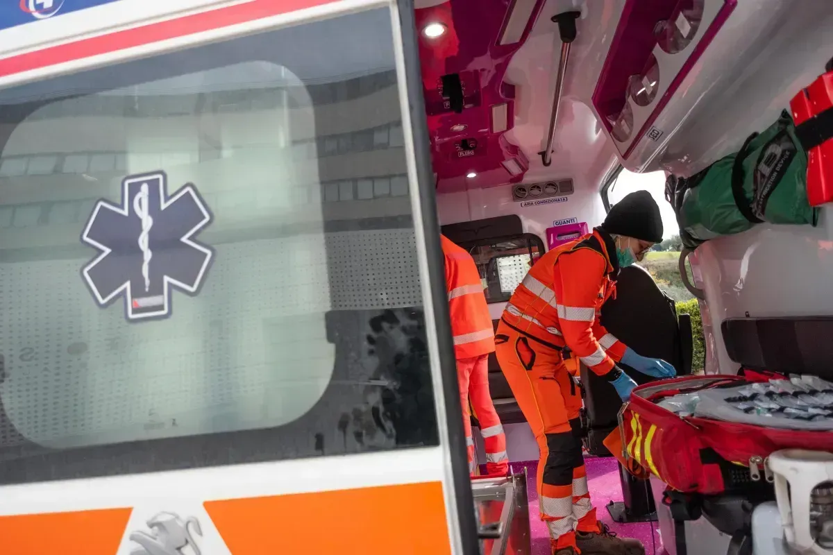 Tragedia sulle strade umbre, scooter finisce nella scarpata tra Umbertide e Lisciano Niccone: morto un giovane