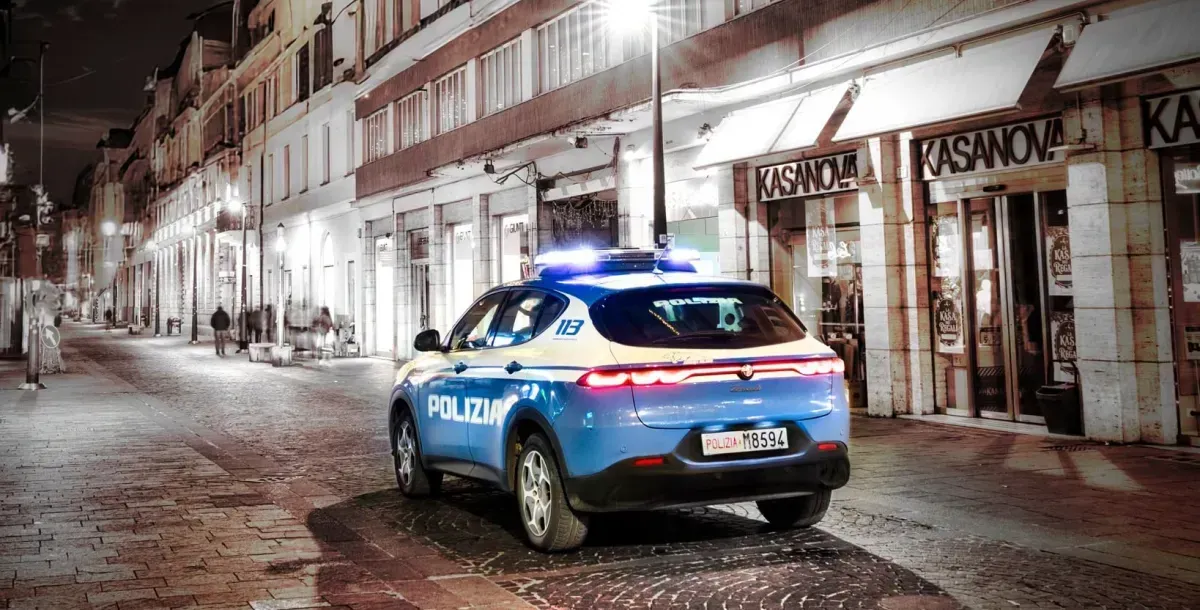 Terni, tensione nella notte tra Solferino e la Passeggiata: ferito un 16enne