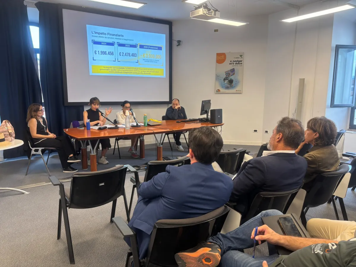 Terni, ASM aumenta i rifiuti: scontro Comune-Acea e Bordoni svela i numeri sulla rottamazione