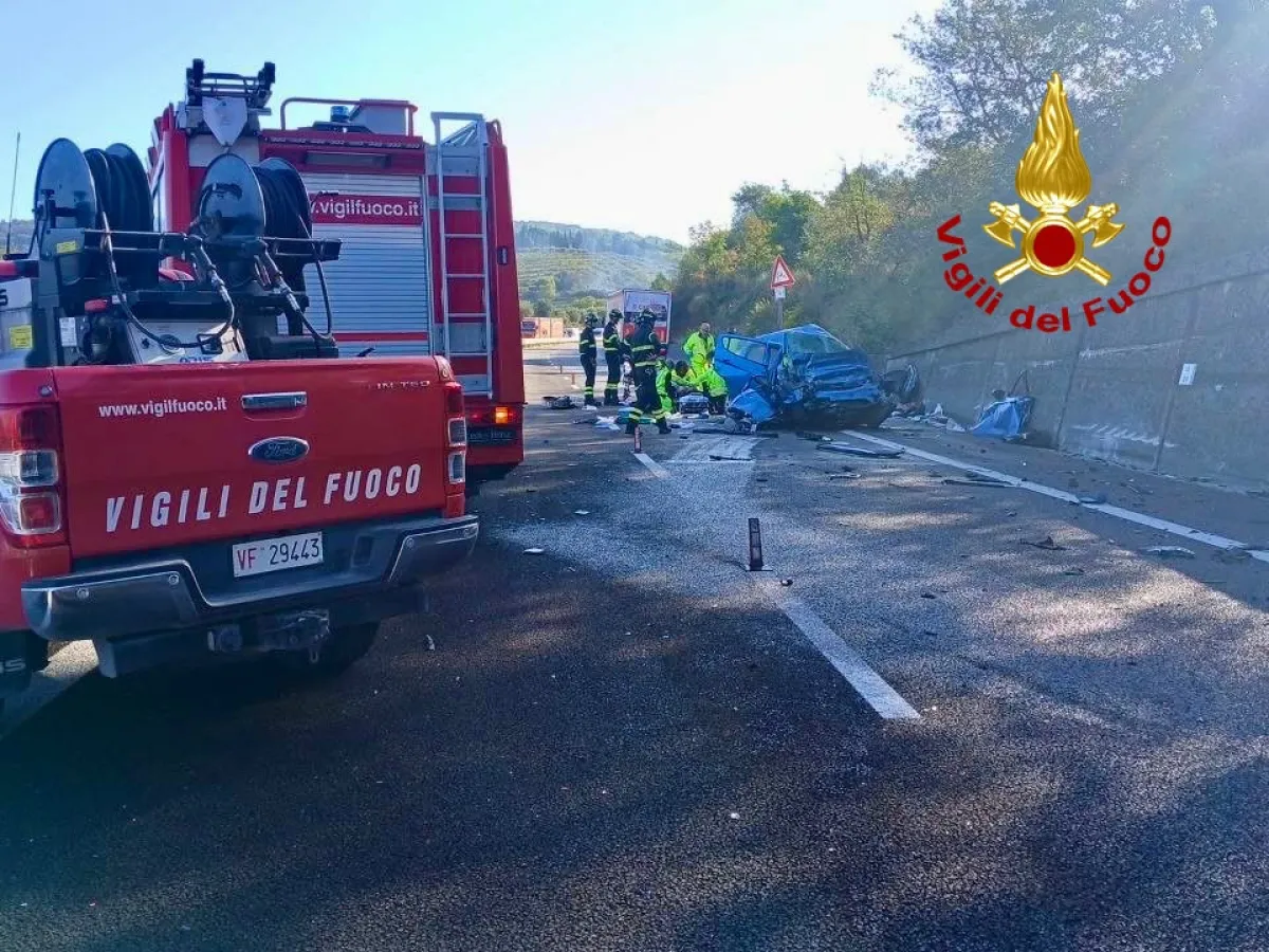 Incidente stradale a Passignano sul Trasimeno. Due feriti gravi, interviene l'elisoccorso 