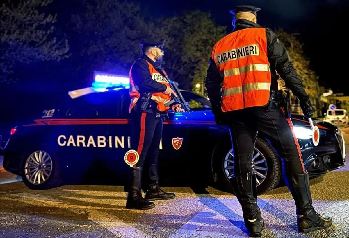 Perugia, sorpreso a spacciare in centro storico: arrestato un 24enne, sequestrati hashish e contanti