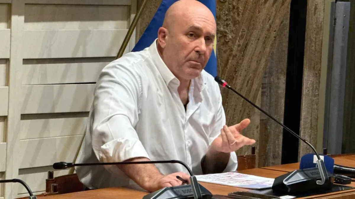 Crisi a Terni, piena fiducia a Bandecchi del suo gruppo: mandato per salvare la consiliatura