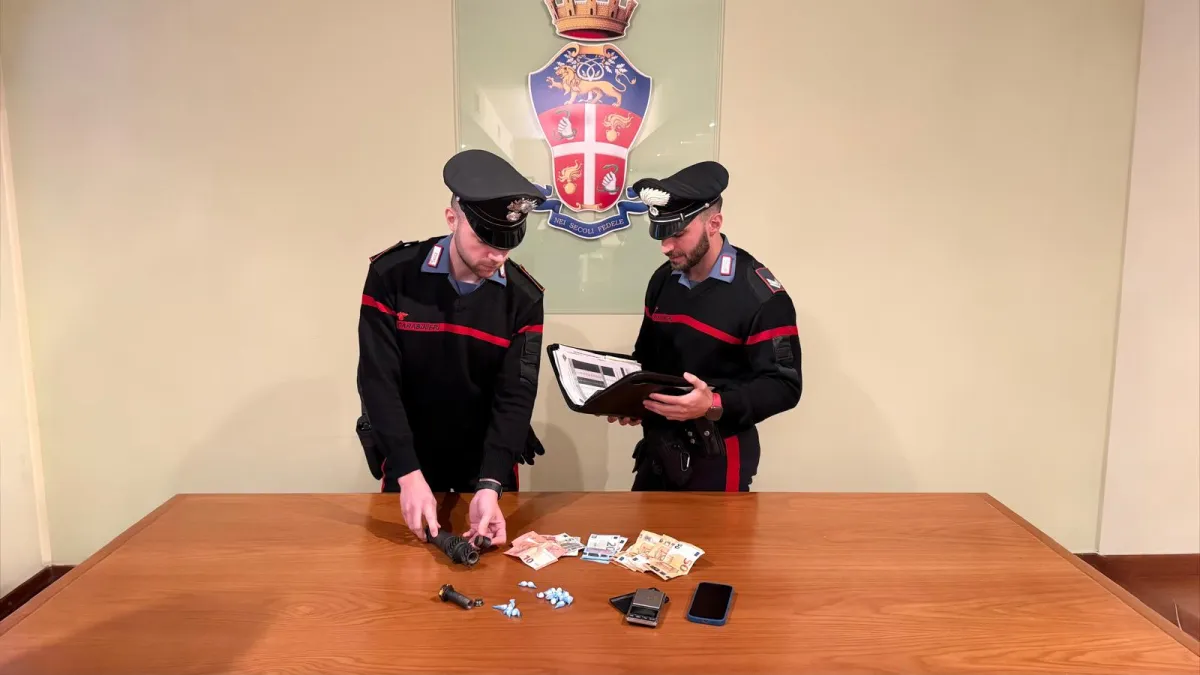 Perugia, 21enne arrestato a Balanzano con 17 involucri di cocaina e 350 euro