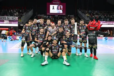 Volley Superlega, Reggers trascina la Sir al PalaBarton: tre schiaffi a Padova nell'anticipo